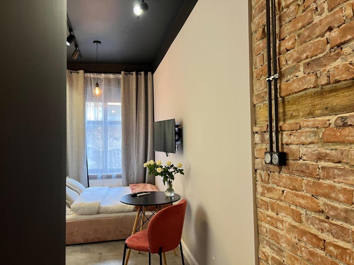 Pudrowy Apartament Old Town Design Stary Toruń Esterno foto