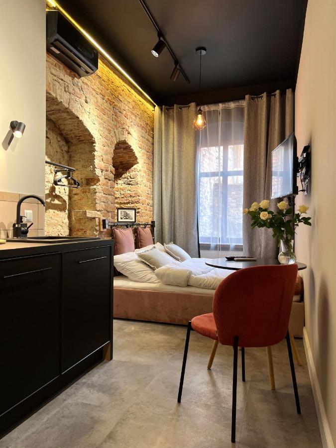 Pudrowy Apartament Old Town Design Stary Toruń Esterno foto